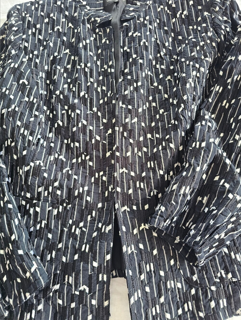 Jones New York Black & White Patterned Jacket Size 18 - Picture 5 of 8